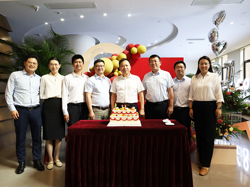 二十一载 智造未来丨贺w66利来国际股份廿一诞辰，再启新篇